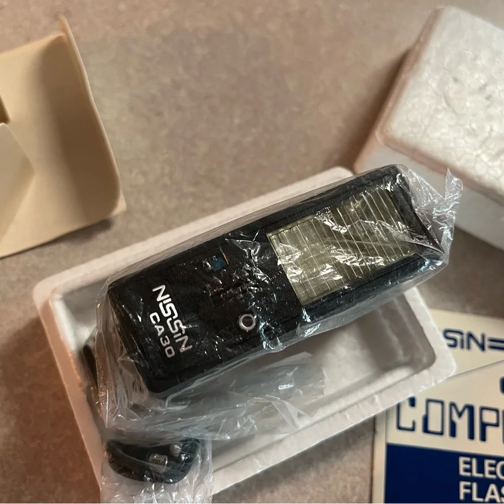 Nissin CA30 Computer electronic flash unit automatic original box Untested